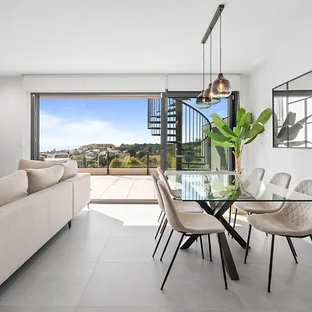 Discover Luxury Living In Estepona's Oasis-rdr467 * Estepona