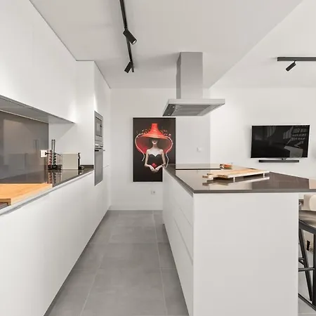 Apartment Discover Luxury Living In Estepona's Oasis-rdr467